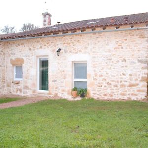 La P'Tite Maison Villa Lussas-et-Nontronneau Exterior photo