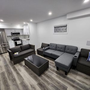 New Modern Cozy Room In Innisfil Exterior photo
