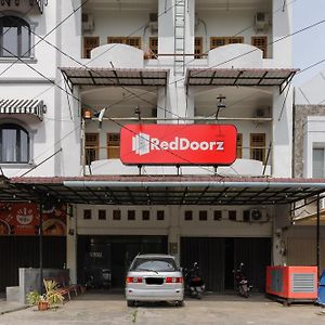 Reddoorz Syariah @ Panglima Nyak Makam Aceh 2 Hotel Banda Aceh Exterior photo