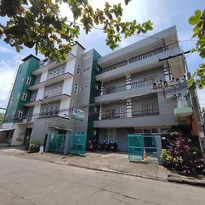 A And A Bed And Breakfast Inn Powered By Cocotel Legazpi Exterior photo