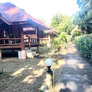 Namtok Bungalows Koh Yao Yai Exterior photo