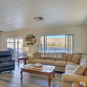 Riverfront Bullhead City House With Balcony! Villa Exterior photo