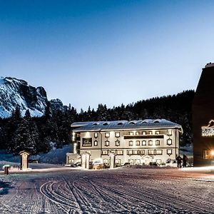 Hotel Sella***S Sëlva di Val Gardena Exterior photo