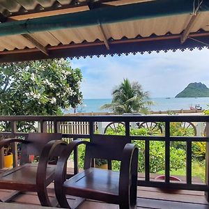 SeeSea Guesthouse Prachuap Khiri Khan Exterior photo