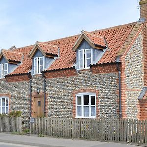 Stepping Stone Cottage Bacton  Exterior photo