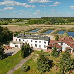 Dom Goscinny Pod Akacjami Zbąszyń Exterior photo