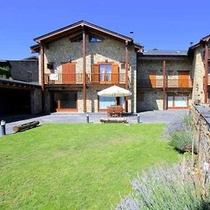 Casa De Piedra Y Madera Vistas A Montanas Y Prado Pensionat Bellver De Cerdanya Exterior photo