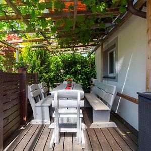 Bnb Comfort Guesthouse Olten - Lostorf Exterior photo