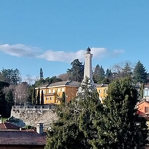 La Finestra Sul Faro Lago Maggiore Lejlighed Besozzo Exterior photo