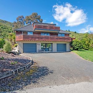 Waimarama Hideaway - Waikawa Holiday Home Exterior photo