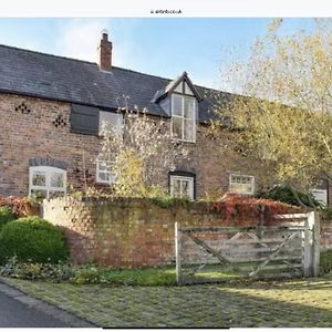 The Coach House Annex Lejlighed Tilston Exterior photo