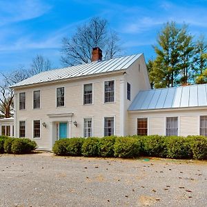 Colonial Classic Villa Copake Exterior photo