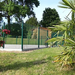 Domaine Des Cadets De Gascogne Villa Pauilhac Exterior photo