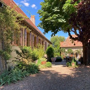 Les Jardins Des Soussilanges Bed and Breakfast Céron Exterior photo