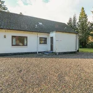 Captivating 5-Bed Cottage With Private Hot Tub Spean Bridge Exterior photo