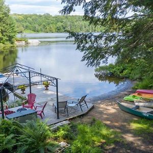 Winsome Silver Lake Perfect For Family Groups Parry Sound Exterior photo