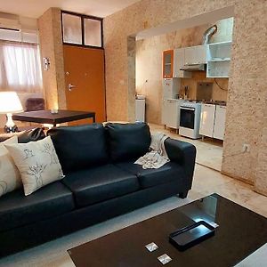 Moody & Cozy 1Br In City Center Lejlighed Luanda Exterior photo