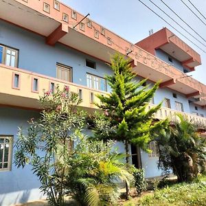 Spot On Hnp Boarding And Lodging Hotel Hunsur Exterior photo