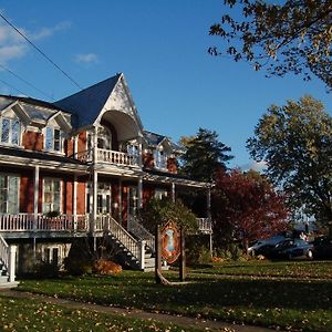 Gite Les 2 Soeurs Bed and Breakfast Roberval Exterior photo