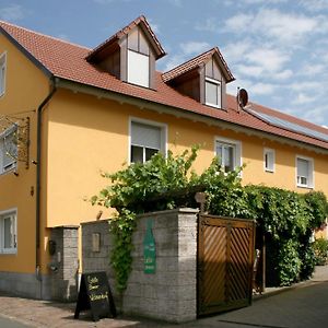 Weingut Herbert Kram Bed and Breakfast Nordheim am Main Exterior photo