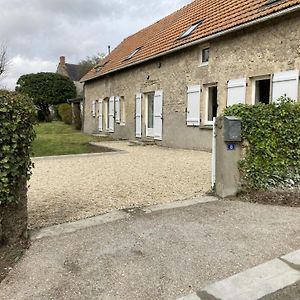 Charming Holiday Home 3Km From Omaha Beach Asnieres-en-Bessin Exterior photo
