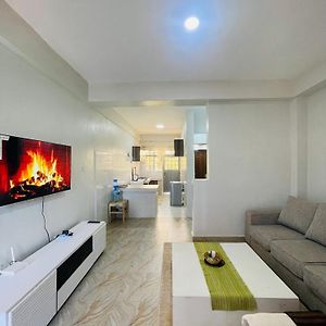 Meru Modern Living Bnb 1Bdr And 2Bdr Lejlighed Exterior photo