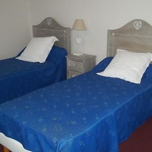 Domaine Saint-Louis Bed and Breakfast Carcassonne Room photo