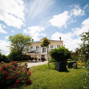 Chateau Papounan Bed and Breakfast Saint-Estèphe Exterior photo