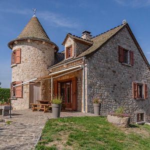 Lou Chastelou Odheteo A Aumont Aubrac Villa Exterior photo