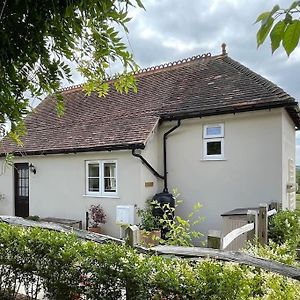 Lovely Kent Cottage With Rural Medway Views Tonbridge Exterior photo