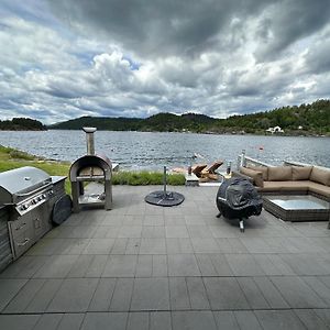 Large Apartment With Pier House And Private Beach Risør Exterior photo
