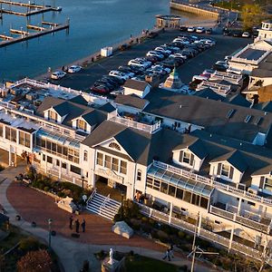 Danfords Hotel&Marina Port Jefferson Exterior photo