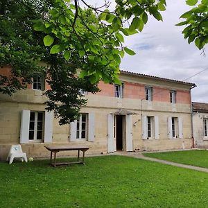 Grande Maison Au Calme Villa Saint-André-de-Cubzac Exterior photo