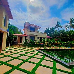 La Adenium, Chaul Alibaug Villa Ambepur Exterior photo