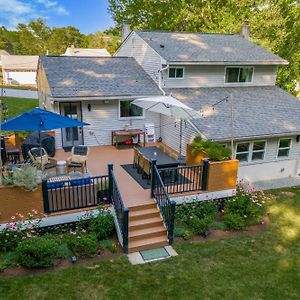 Modern Mid-Century Retreat Villa West Chester Exterior photo