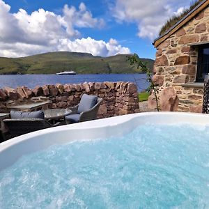 The Ruin - Wood Fired Hot Tub - Lochside - Dog Friendly Ullapool Exterior photo