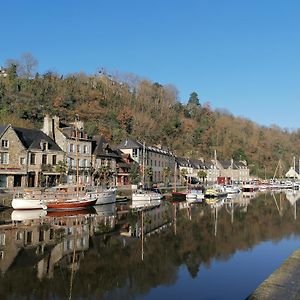 La Tocade Del Arte - Dinan Bed and Breakfast Lanvallay Exterior photo