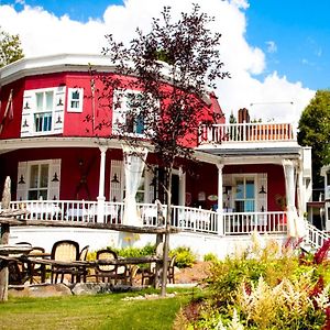 Auberge De La Tour Du Lac Hotel Sainte-Agathe-des-Monts Exterior photo