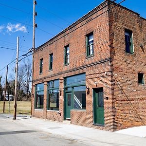 Luxury Multi-Unit Historic Building Near Downtown Lejlighed Roanoke Exterior photo