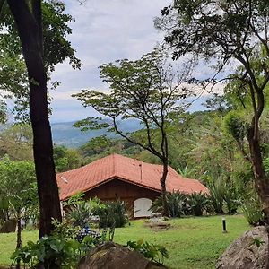 Casa De Campo Condominio Retiro Do Chale Brumadinho Exterior photo