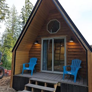 Tree Ring Cabin On 33 Acres Hotel Powell River Exterior photo