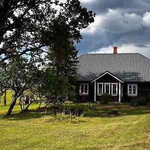 Drusti Meadow Villa Exterior photo