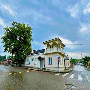 Guest House Lotus Telavi Exterior photo