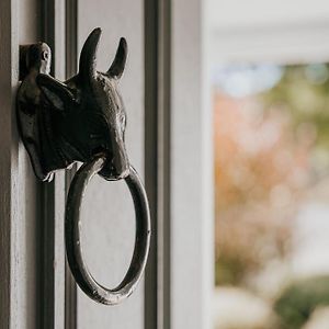 Cow Bell Cottage Trentham Exterior photo