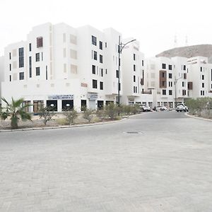 Near Alqurum Beach, Free Parking Lejlighed Muscat Exterior photo