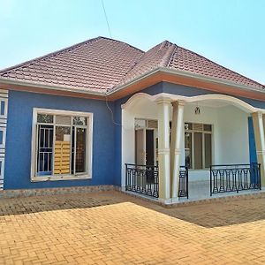 The Best Bed & Breakfast Bed and Breakfast Kigali Exterior photo