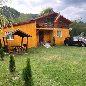 Cabana Lucia Villa Tarcău-Gheuca Exterior photo