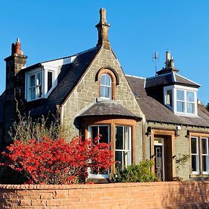 Burnbank Bed And Breakfast Moffat Exterior photo