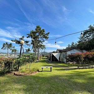 Wando Haegeum Pension Hotel Exterior photo