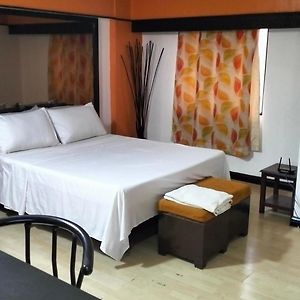 Dtravel Bed and Breakfast Lapu-Lapu City Exterior photo